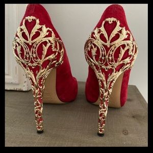 Rare Red casadei stilettos pumps with gold vines on heels